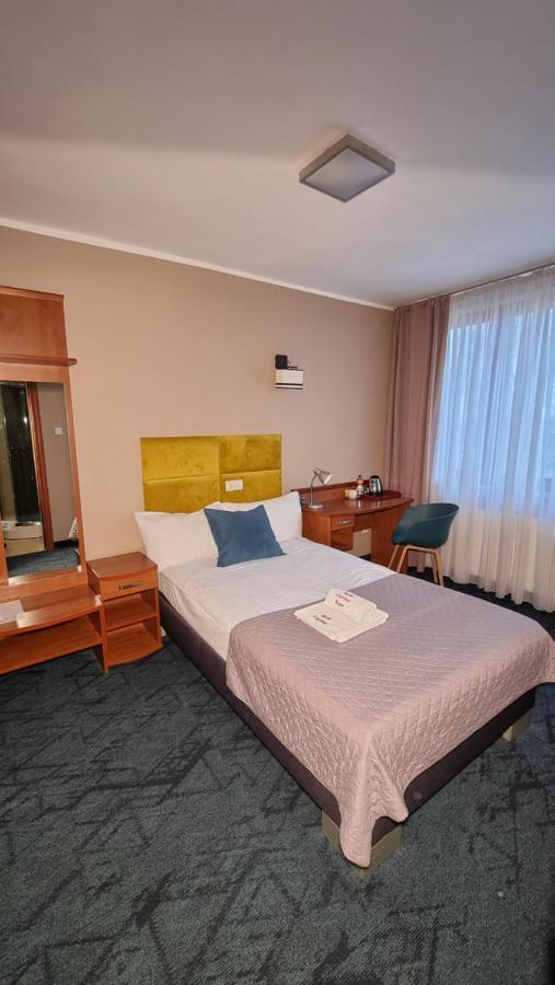 Carina Hotel Tczew Luaran gambar